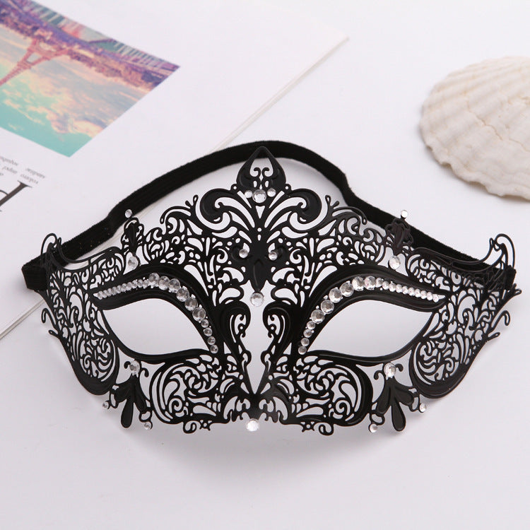 Iron Mask Metal Mask Cat Head White Metal Hollow Diamond Eye Mask